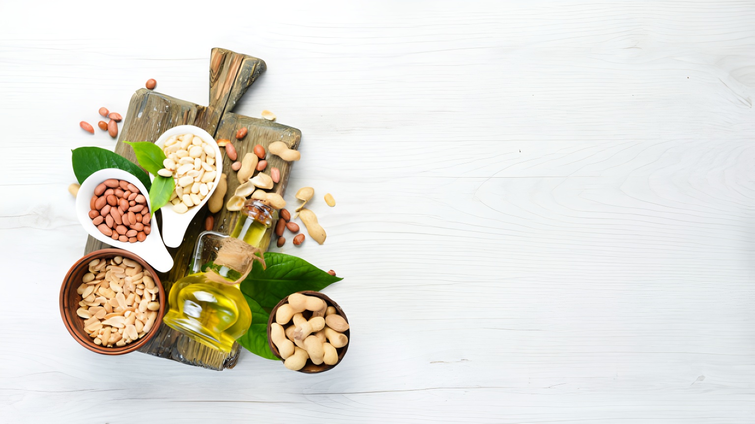 Peanuts (Groundnuts)  Manufacturer/supplier and Exporter India. Yogiras International